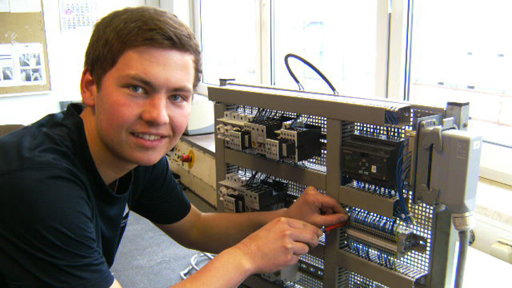 inoutic-ausbildung-Elektroniker.JPG